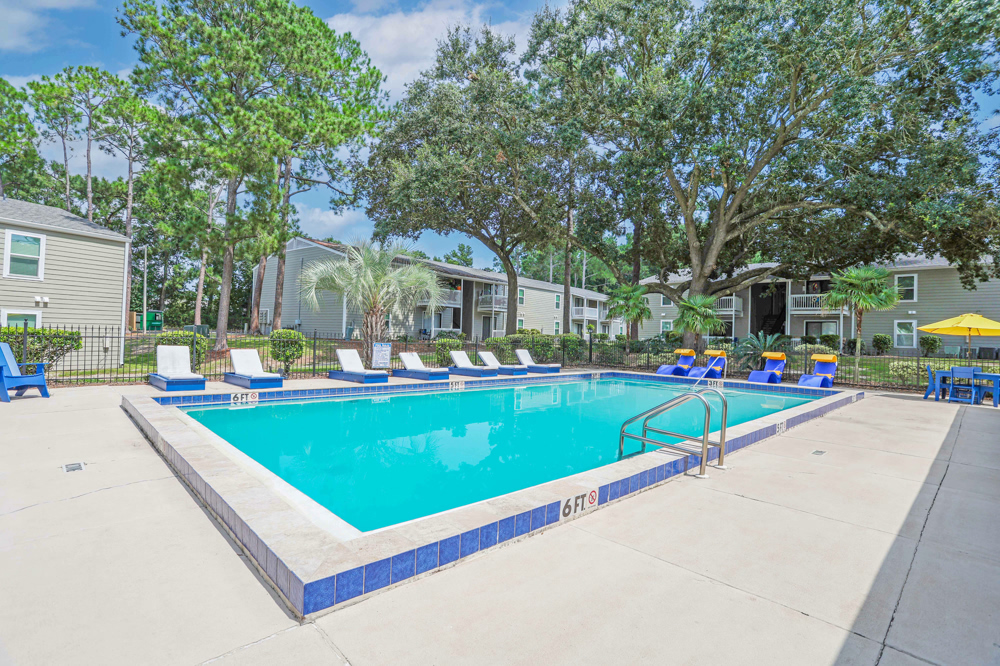 Northwoods Apartments community exterior